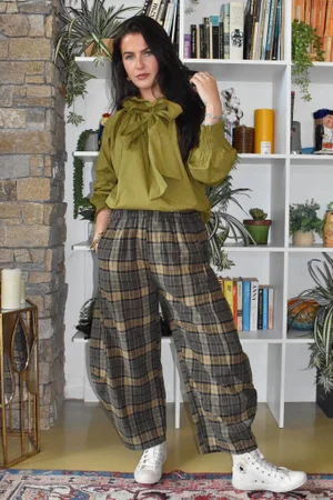 Patrick Plaid Brushed Cotton 7/8 Barrel Pant Olive